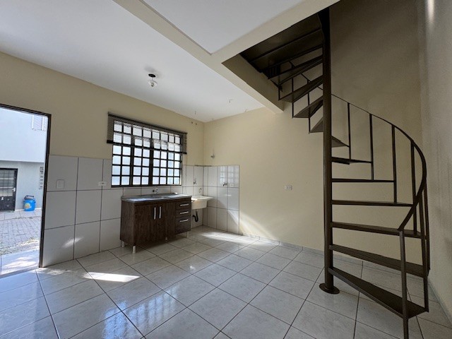 Apartamento para locacao no Vila Esperanca em Maringa com 30m² por R$ 1.200,00