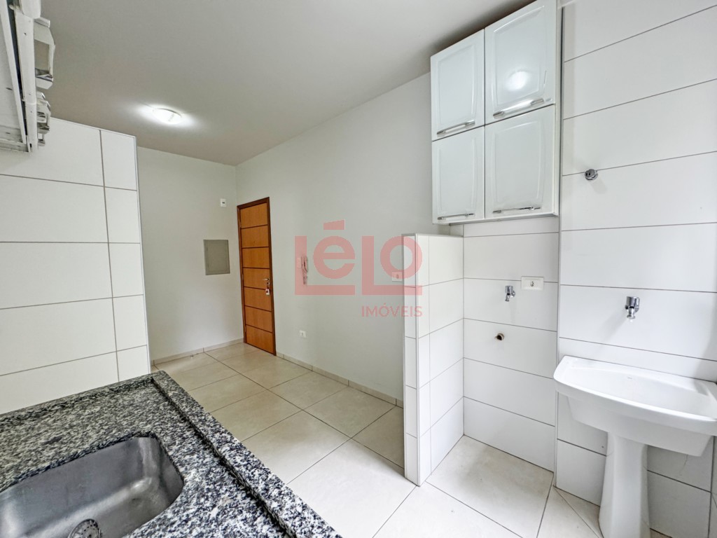 Apartamento para locacao no Zona 07 em Maringa com 65,14m² por R$ 1.600,00