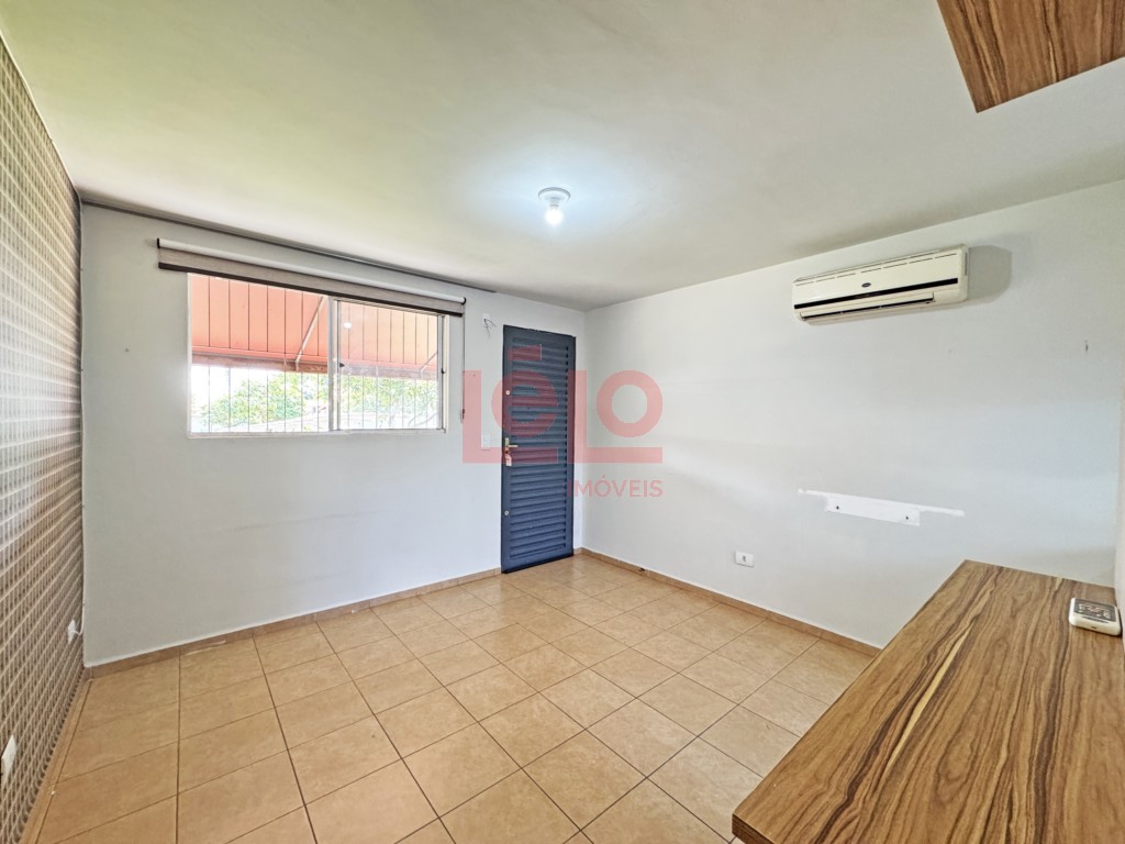 Apartamento para locacao no Jardim Sao Silvestre em Maringa com 46,57m² por R$ 1.300,00
