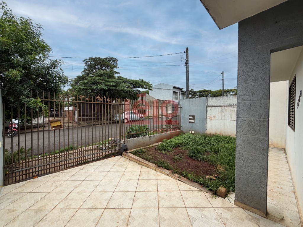 Casa Residencial para locacao no Jardim Piata em Maringa com 73,48m² por R$ 1.600,00