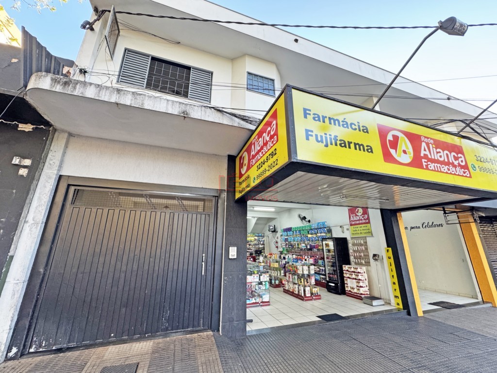 Apartamento para locacao no Zona 07 em Maringa com 125m² por R$ 2.100,00