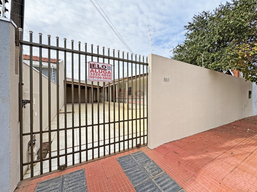Casa Residencial para locacao no Jardim America em Maringa com 50m² por R$ 1.300,00