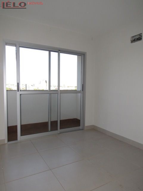 Apartamento para locacao no Zona 07 em Maringa com 115,85m² por R$ 1.700,00