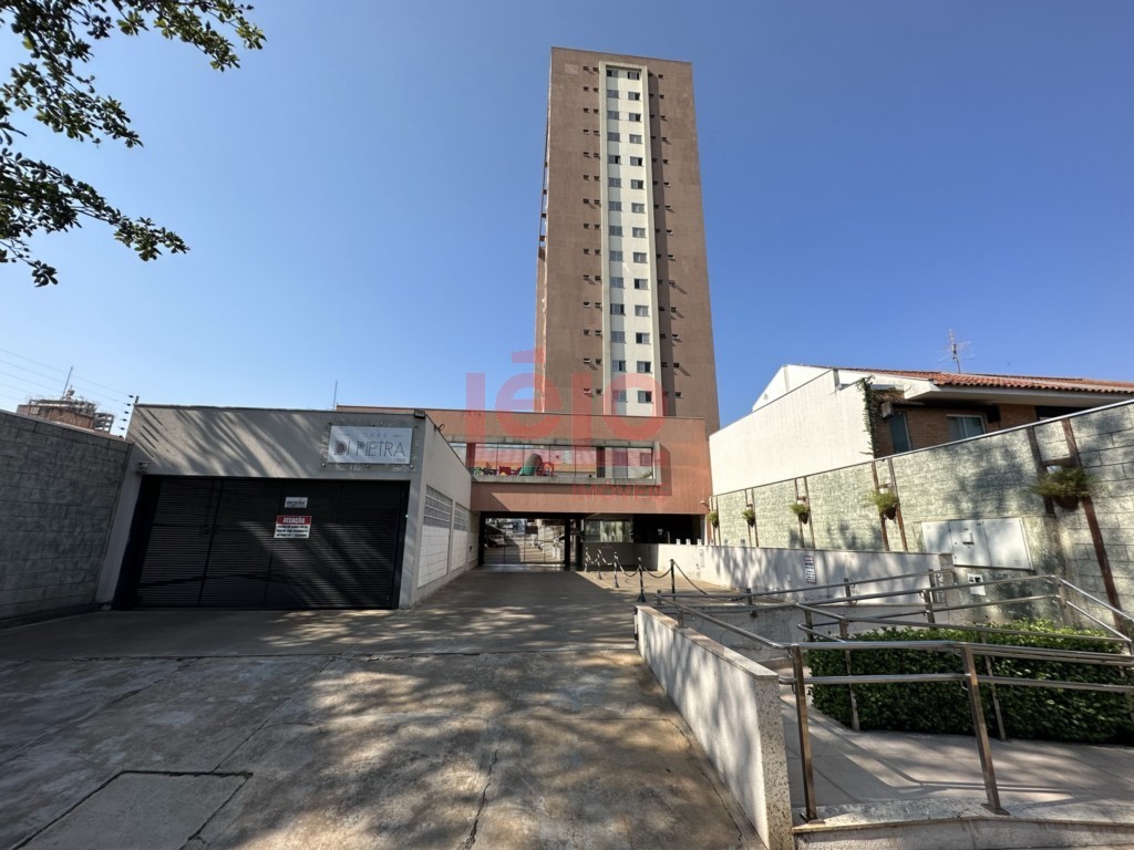 Apartamento para locacao no Vila Bosque em Maringa com 100,66m² por R$ 2.000,00