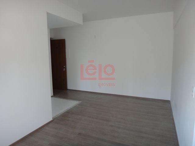 Apartamento para locacao no Vila Bosque em Maringa com 100,66m² por R$ 2.000,00