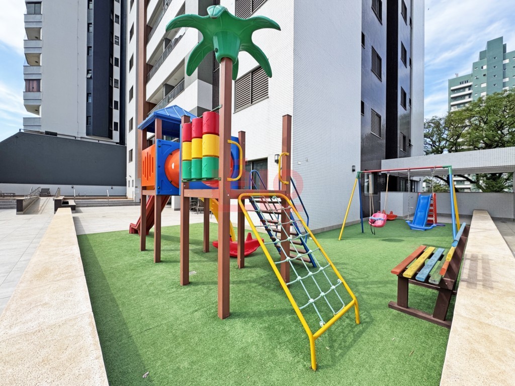 Apartamento para locacao no Zona 01 em Maringa com 158,9m² por R$ 3.000,00