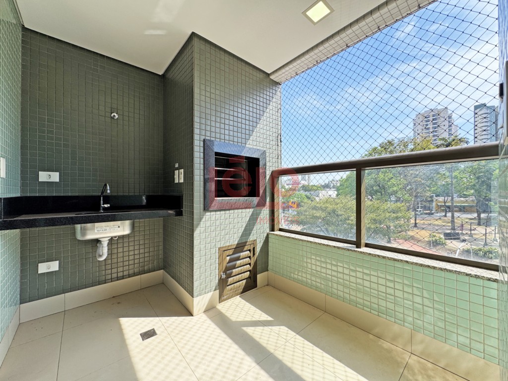 Apartamento para locacao no Zona 01 em Maringa com 158,9m² por R$ 3.000,00