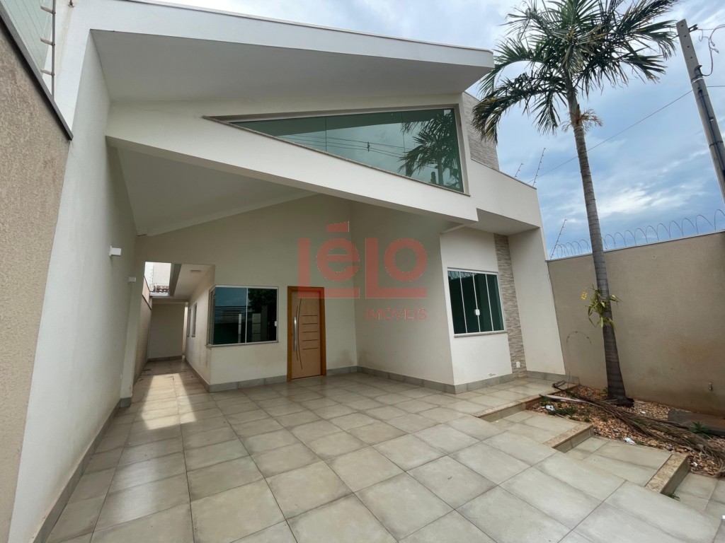 Casa Residencial para locacao no Jardim Monte Rei em Maringa com 159,9m² por R$ 2.500,00