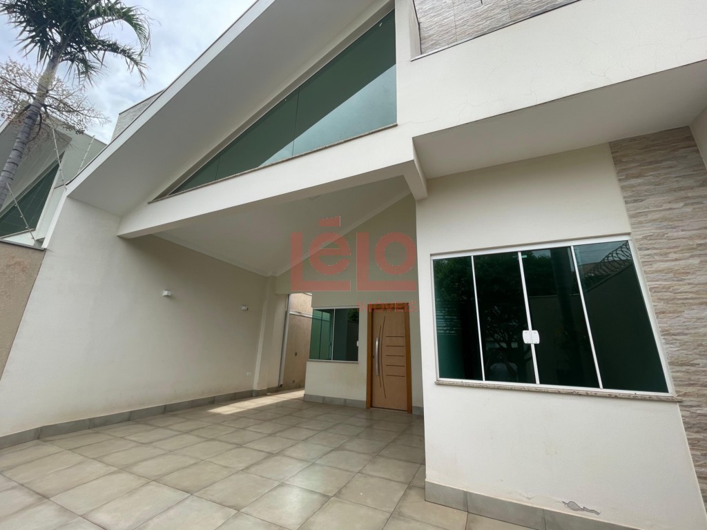 Casa Residencial para locacao no Jardim Monte Rei em Maringa com 159,9m² por R$ 2.700,00