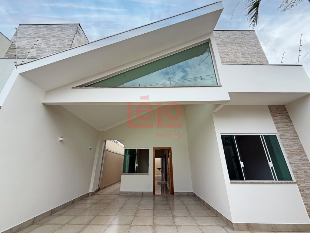 Casa Residencial para locacao no Jardim Monte Rei em Maringa com 159,9m² por R$ 2.700,00