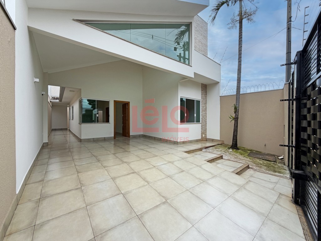 Casa Residencial para locacao no Jardim Monte Rei em Maringa com 159,9m² por R$ 2.700,00