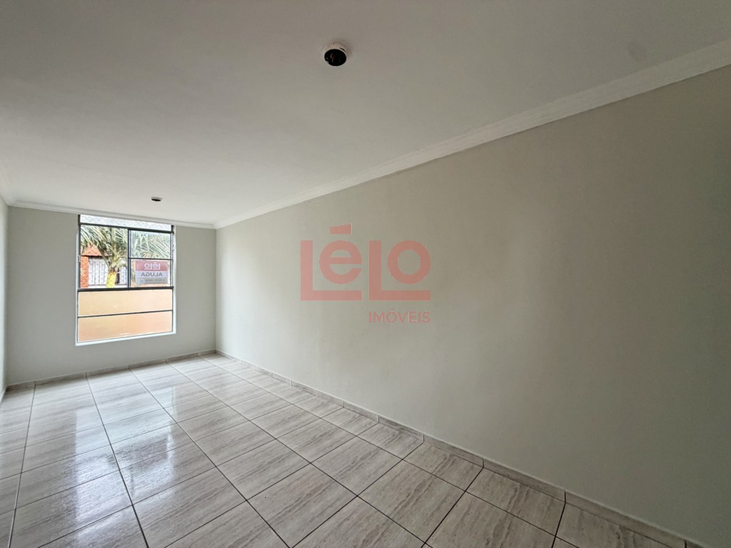 Apartamento para locacao no Zona 07 em Maringa com 80,77m² por R$ 1.200,00