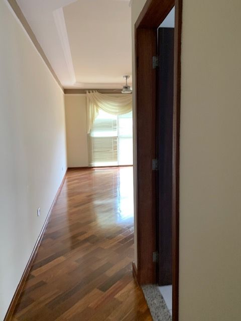 Apartamento para locacao no Zona 07 em Maringa com 130,31m² por R$ 3.000,00