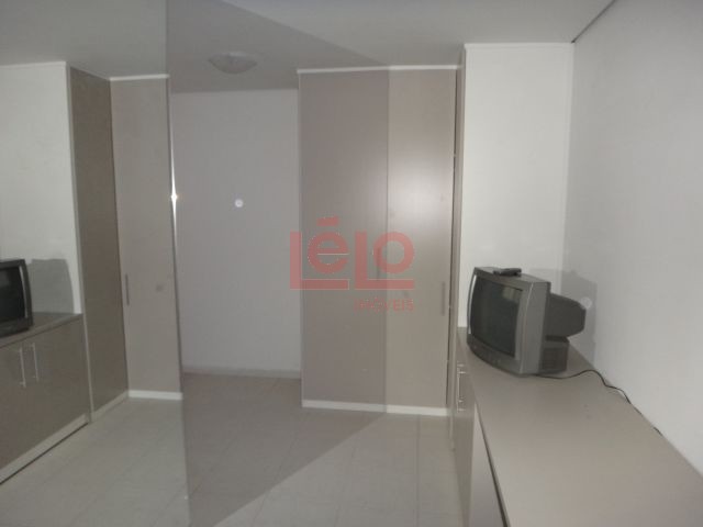 Apartamento para locacao no Zona 07 em Maringa com 30m² por R$ 1.200,00