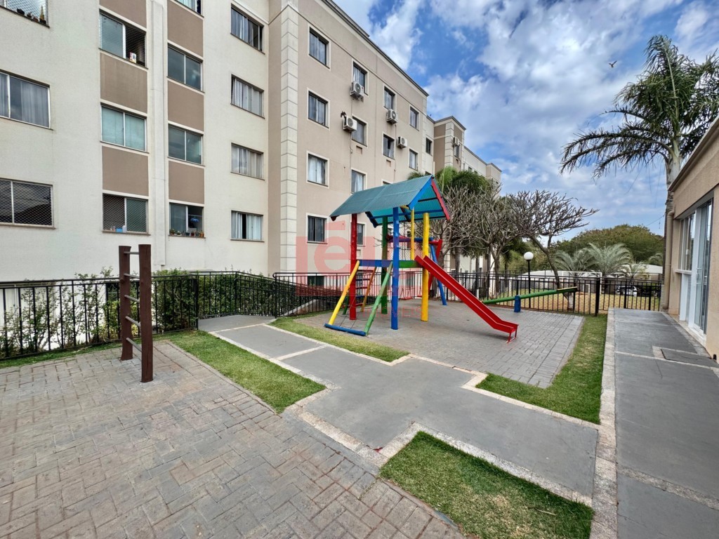Apartamento para locacao no Parque Industrial em Maringa com 55,31m² por R$ 1.100,00