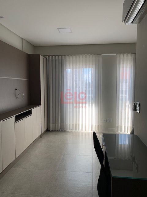 Apartamento para locacao no Novo Centro em Maringa com 84,65m² por R$ 2.700,00