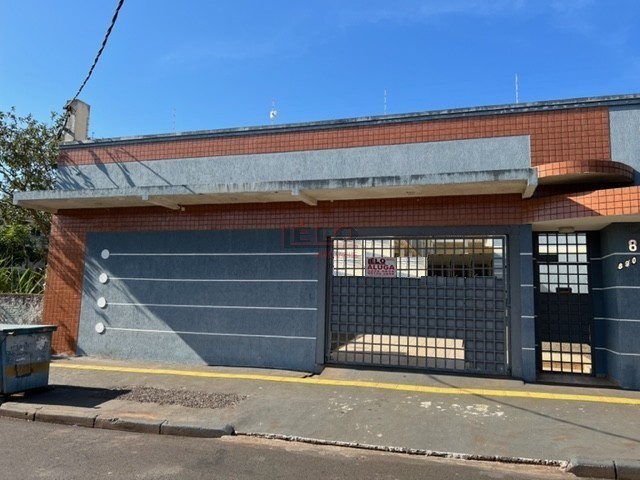 Apartamento para locacao no Zona 07 em Maringa com 42m² por R$ 900,00