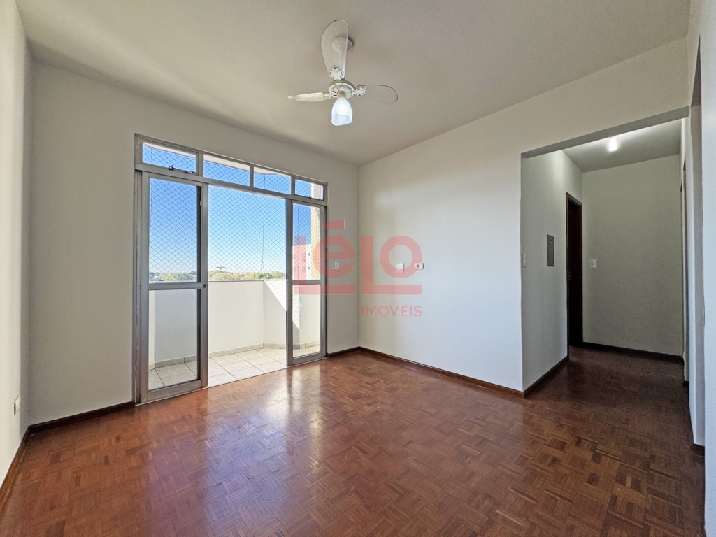 Apartamento para venda no Zona 07 em Maringa com 111,57m² por R$ 380.000,00