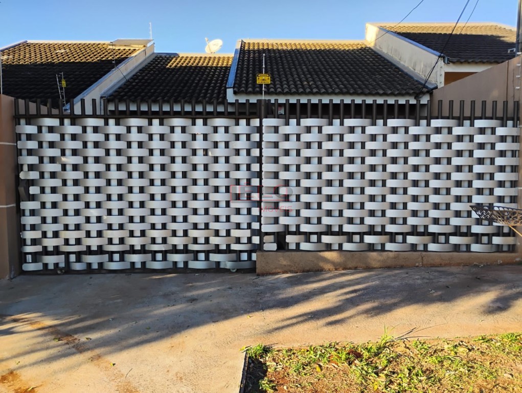Casa Residencial para locacao no Jardim Santa Helena em Maringa com 99m² por R$ 2.000,00