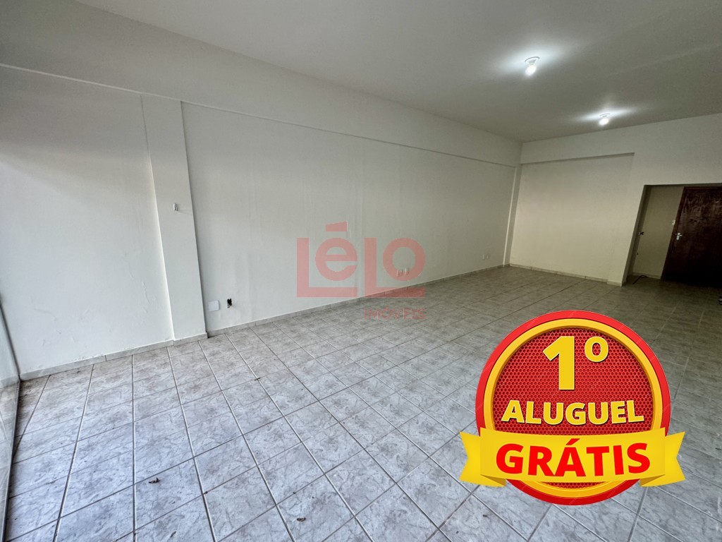 Sala Comercial para locacao no Zona 07 em Maringa com 47,58m² por R$ 1.900,00