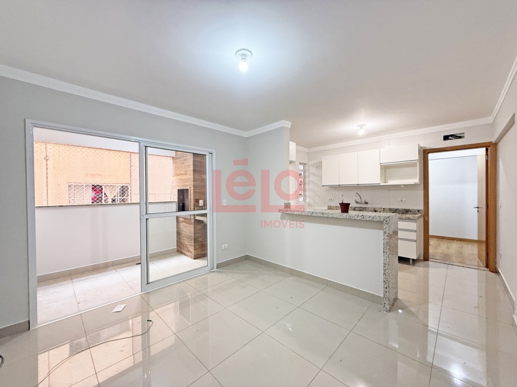 Apartamento para locacao no Zona 07 em Maringa com 118,89m² por R$ 2.100,00