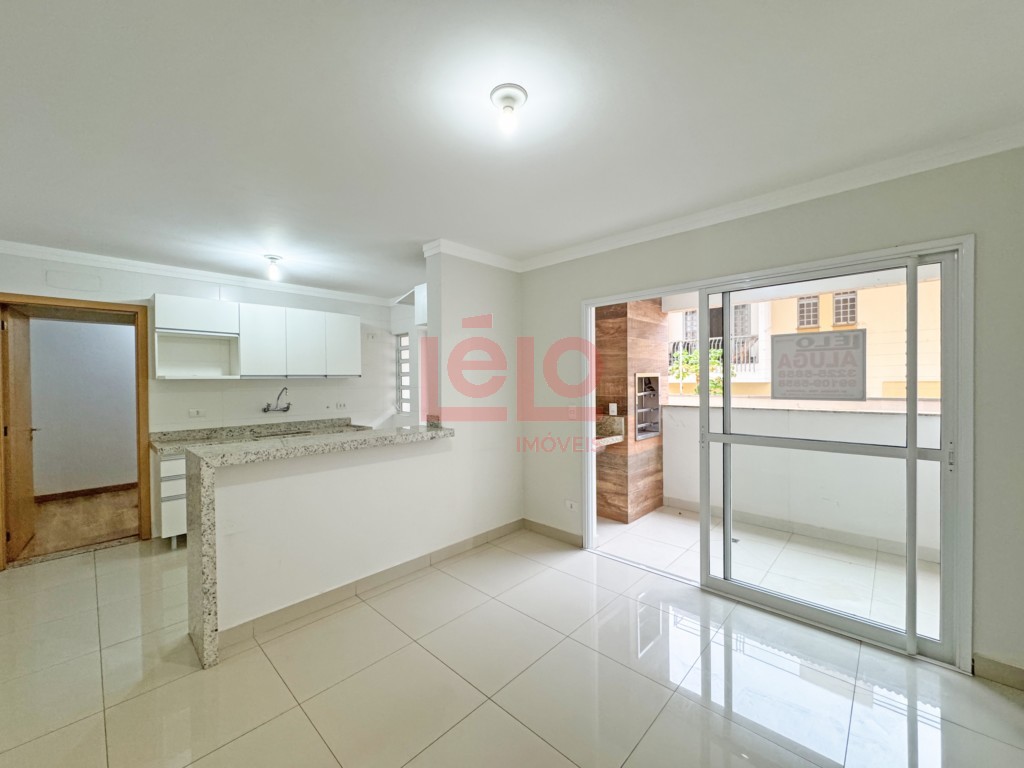 Apartamento para locacao no Zona 07 em Maringa com 118,03m² por R$ 2.100,00