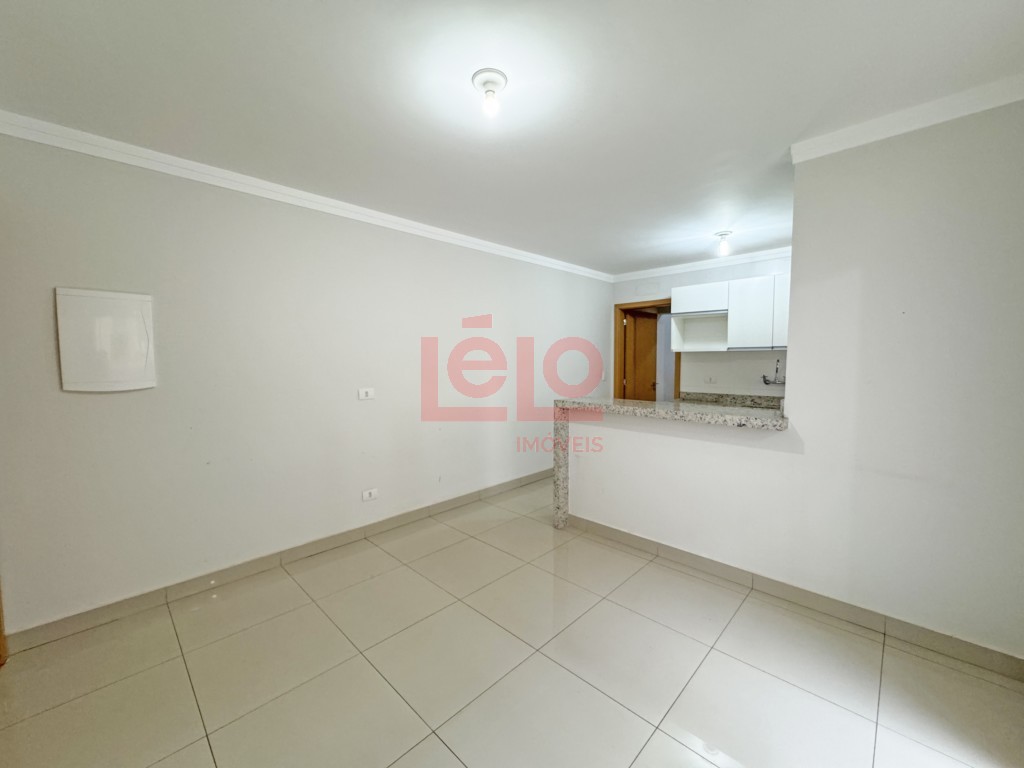 Apartamento para locacao no Zona 07 em Maringa com 118,03m² por R$ 2.100,00
