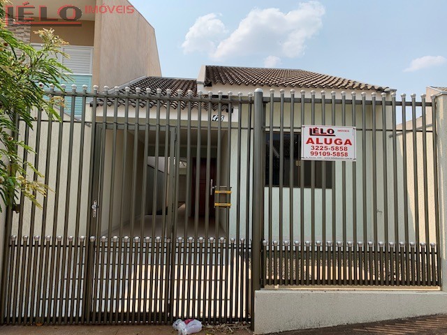 Casa Residencial para locacao no Jardim Paris VI em Maringa com 106,57m² por R$ 1.600,00