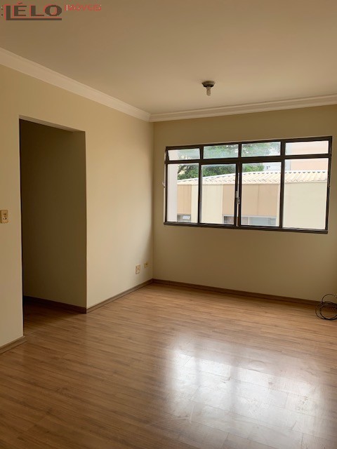 Apartamento para locacao no Zona 07 em Maringa com 99,12m² por R$ 1.500,00