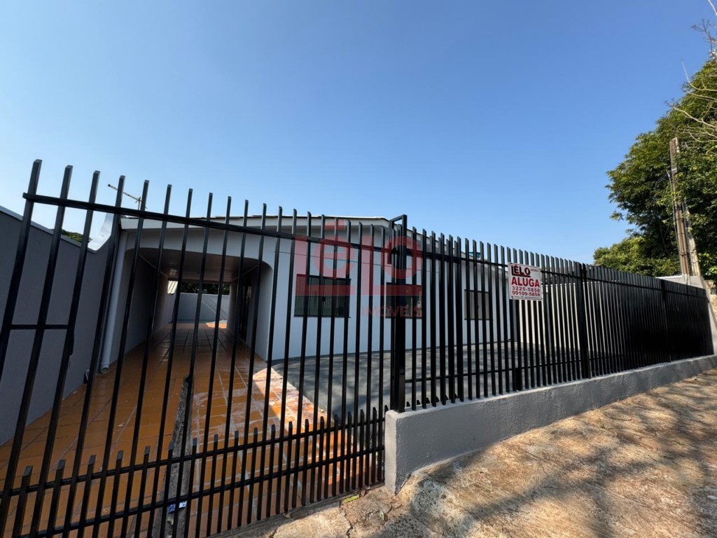 Casa Residencial para locacao no Conj Res Ney Braga em Maringa com 86m² por R$ 1.650,00