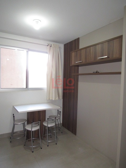 Apartamento para locacao no Zona 07 em Maringa com 63,66m² por R$ 1.800,00