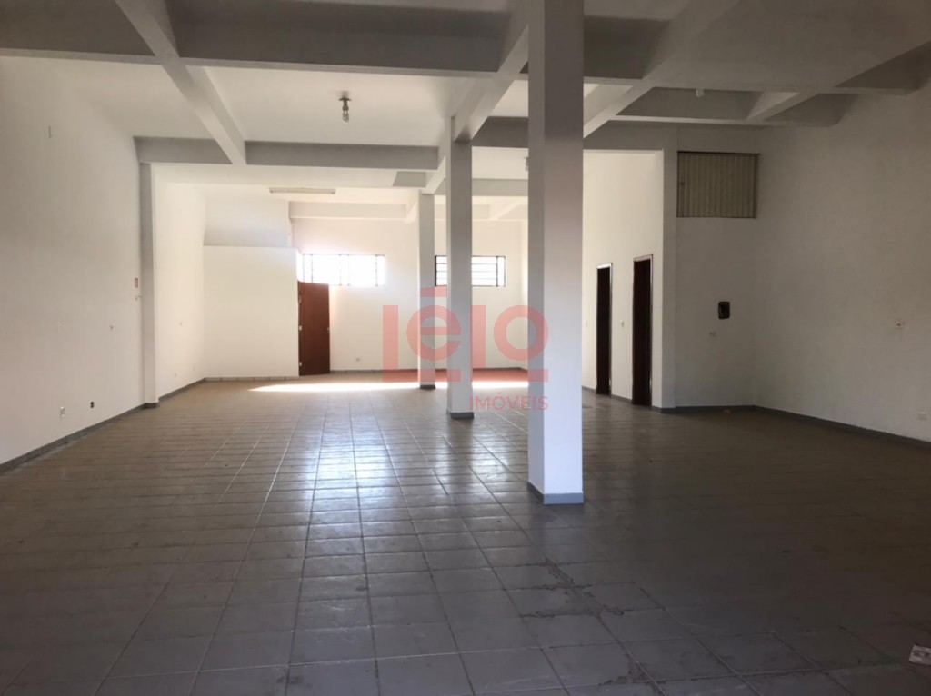 Salão para locacao no Jardim Novo Oasis em Maringa com 199,2m² por R$ 2.800,00