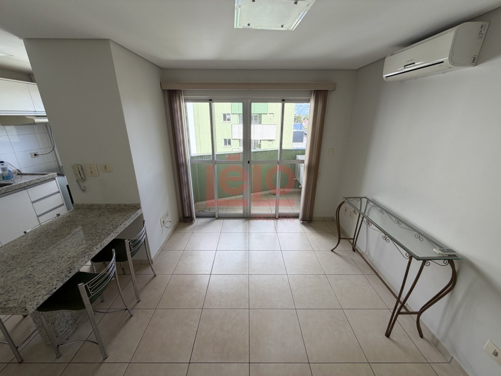 Apartamento para locacao no Jardim Aclimacao em Maringa com 80,9m² por R$ 1.600,00