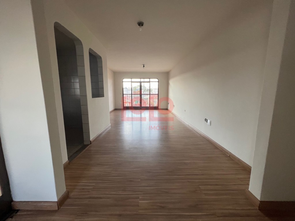 Apartamento para locacao no Jardim Universo em Maringa com 310m² por R$ 1.700,00