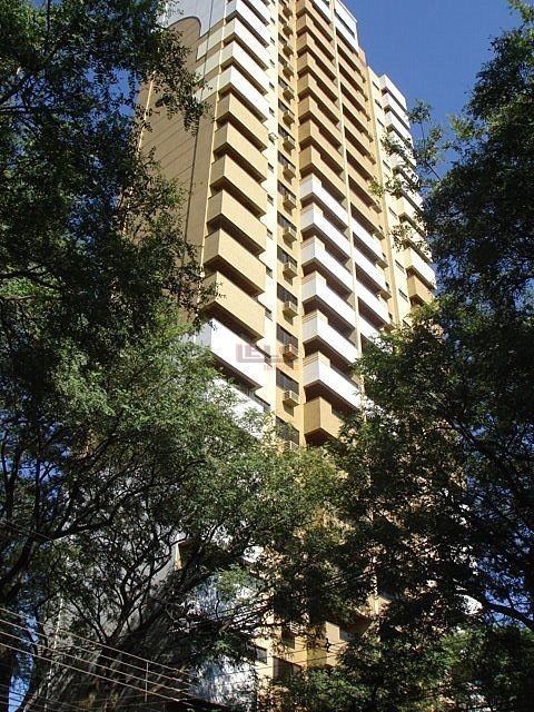 Apartamento para locacao no Zona 07 em Maringa com 198m² por R$ 2.600,00