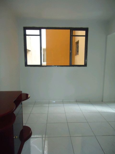Apartamento para venda no Zona 07 em Maringa com 83,5m² por R$ 200.000,00