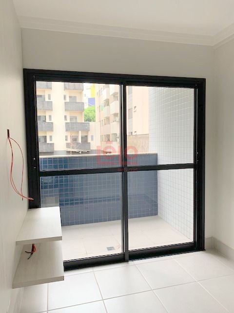 Apartamento para locacao no Zona 07 em Maringa com 90m² por R$ 1.900,00