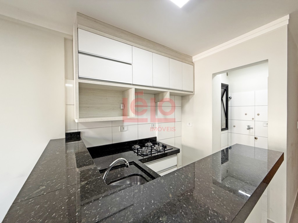 Apartamento para locacao no Zona 07 em Maringa com 90m² por R$ 1.900,00