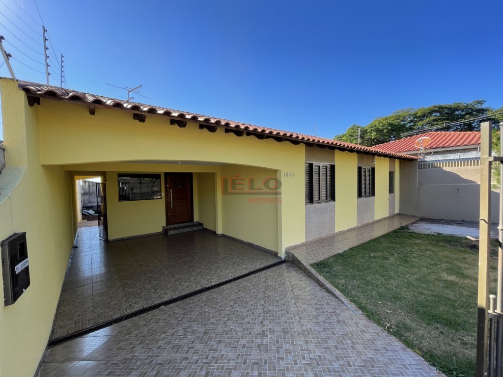 Casa Residencial para venda no Conj Hab Itatiaia em Maringa com 119m² por R$ 480.000,00