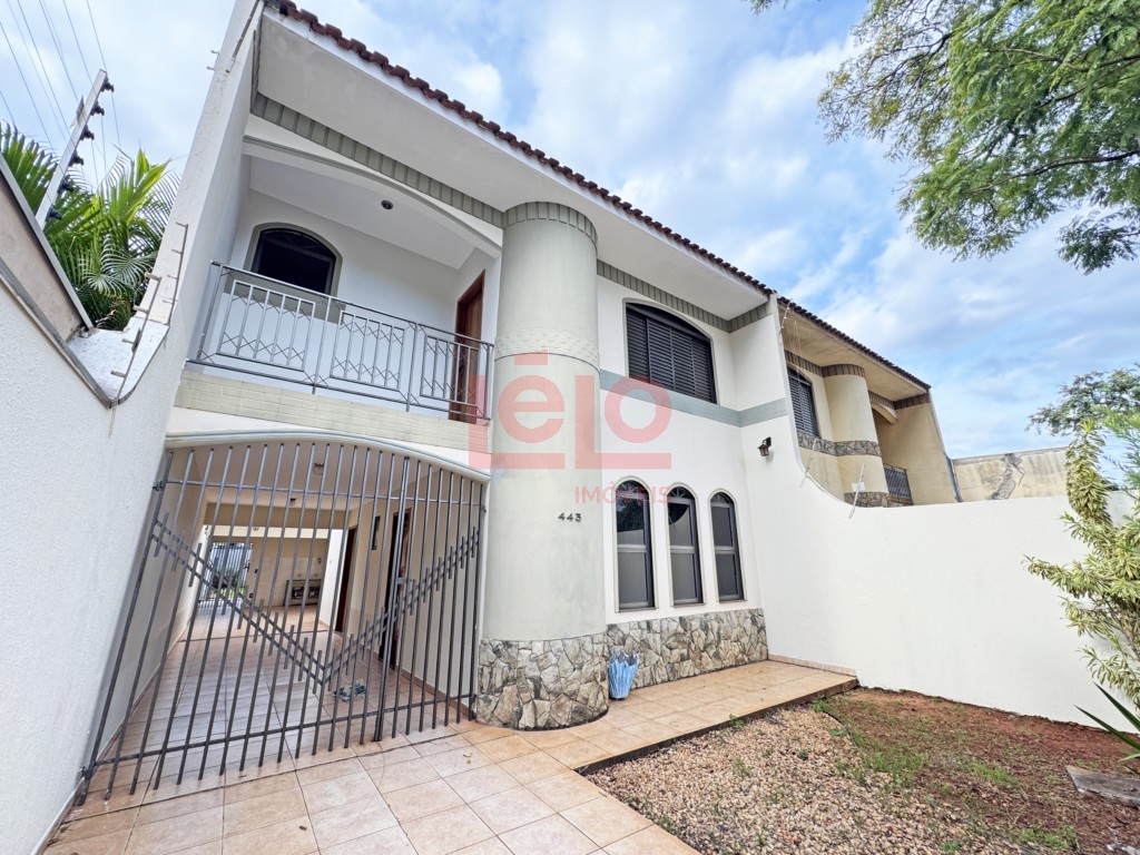 Sobrado para venda no Vila Santo Antonio em Maringa com 157,93m² por R$ 650.000,00