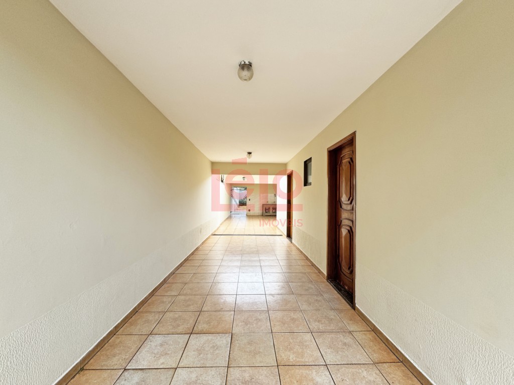 Sobrado para venda no Vila Santo Antonio em Maringa com 157,93m² por R$ 650.000,00