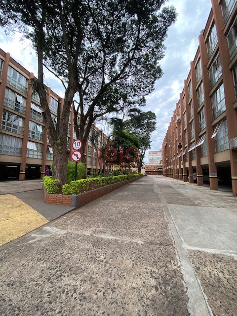 Apartamento para locacao no Jardim Novo Horizonte em Maringa com 107,44m² por R$ 1.300,00