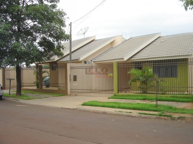 Casa Residencial para locacao no Jardim Santa Helena em Maringa com 99m² por R$ 1.900,00