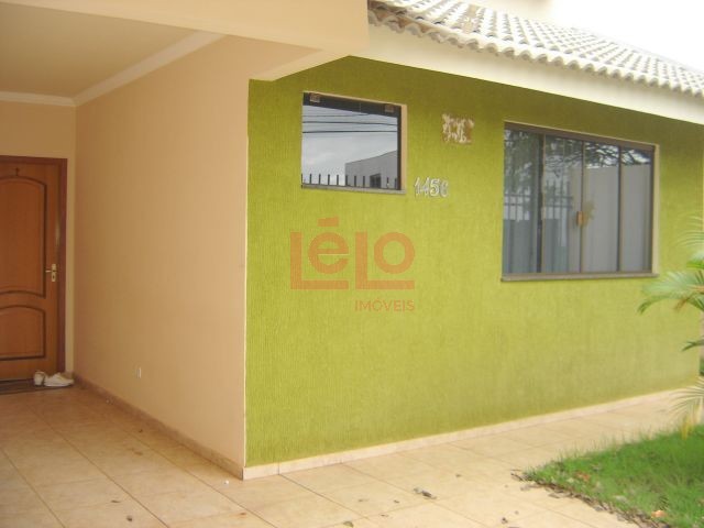 Casa Residencial para locacao no Jardim Santa Helena em Maringa com 99m² por R$ 1.900,00