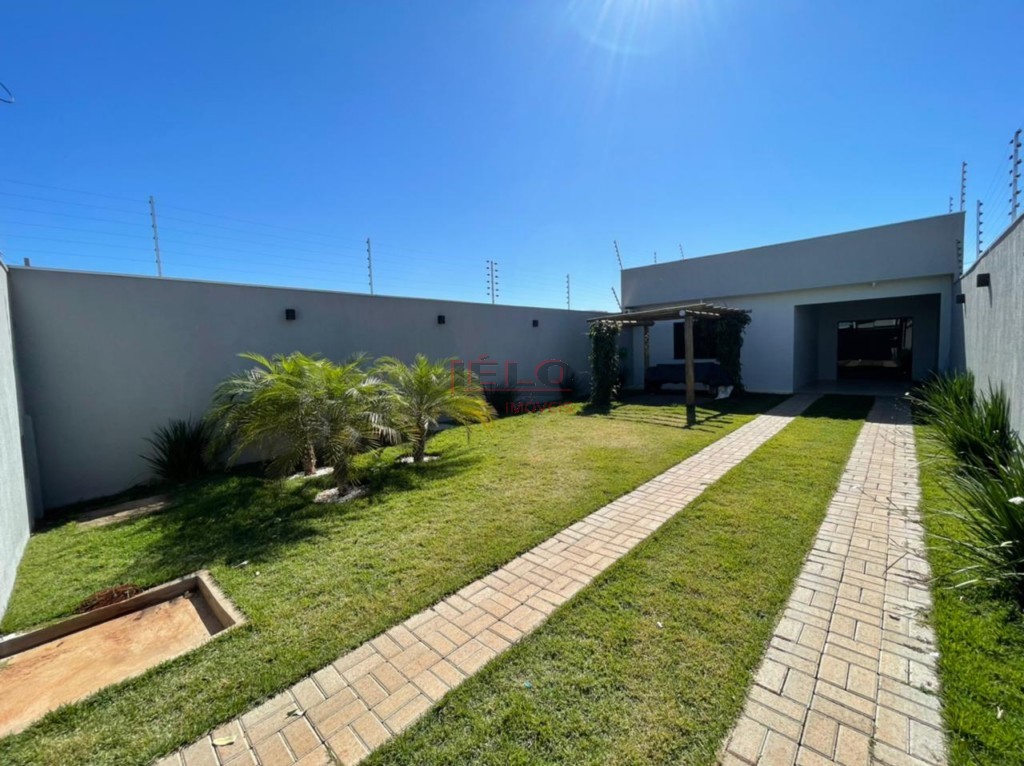 Casa Residencial para locacao no Jardim Espanha em Maringa com 102m² por R$ 2.000,00