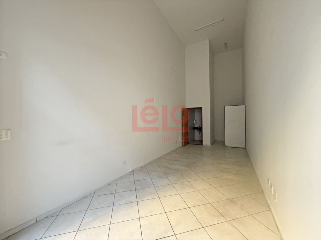 Sala Comercial para locacao no Novo Centro em Maringa com 34,49m² por R$ 1.400,00