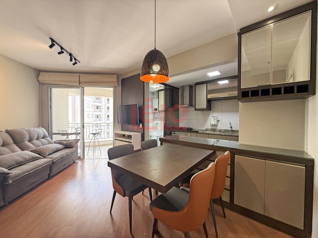 Apartamento para locacao no Zona 08 em Maringa com 126,68m² por R$ 3.500,00