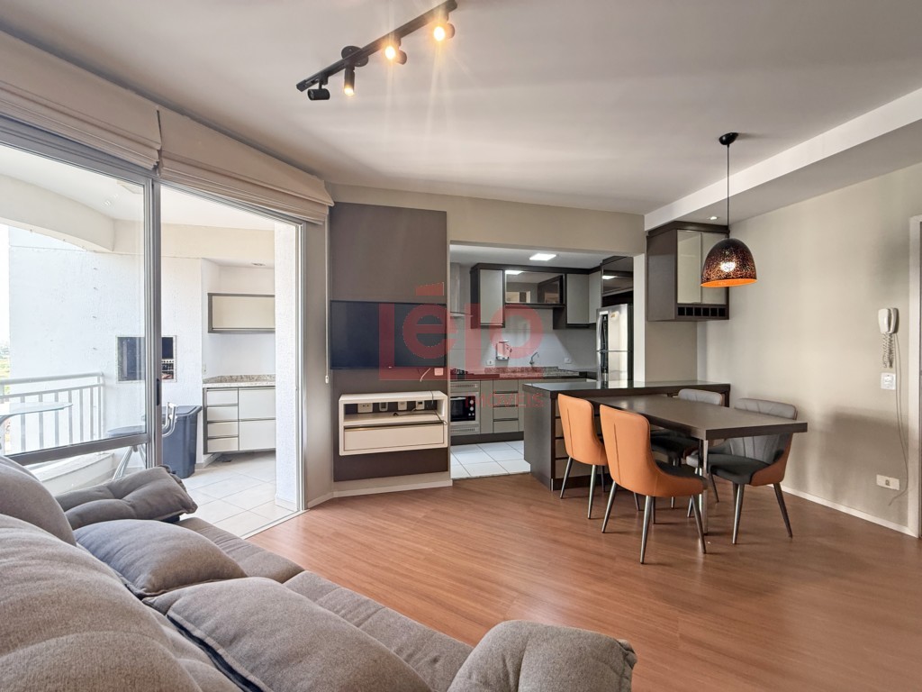 Apartamento para locacao no Zona 08 em Maringa com 126,68m² por R$ 3.500,00