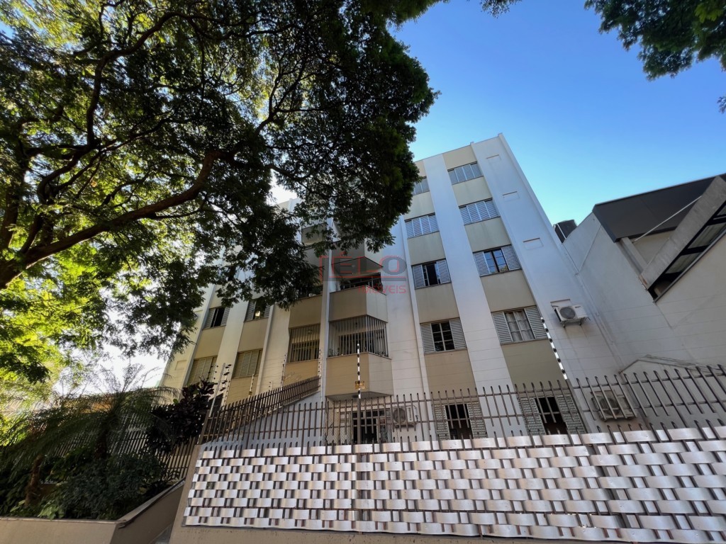 Apartamento para locacao no Zona 07 em Maringa com 117m² por R$ 1.400,00