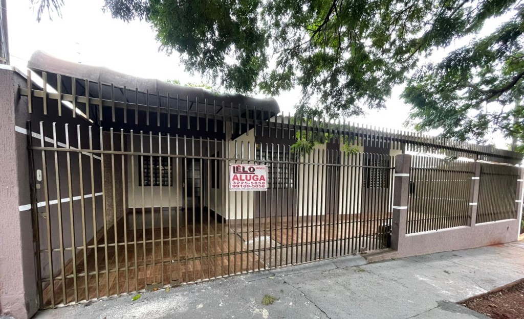 Casa Residencial para locacao no Parque Hortencia em Maringa com 114m² por R$ 1.500,00